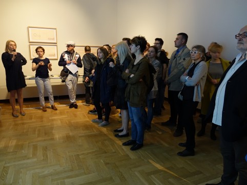 Curatorial walk-through accompanying the exhibition "The Travellers"