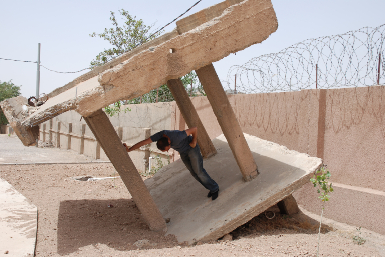 Hiwa K: Wysoce nieprawdopodobne