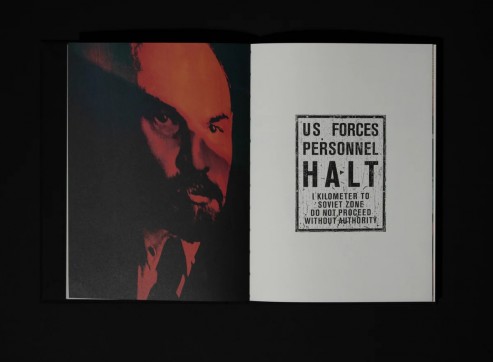 Grafika produktu: Michael Honegger. THE NEED TO KNOW