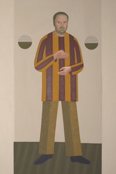 Obraz olejny, artysta w koszulce w czerwono-żółtych barwach klubu piłkarskego. Praca stylizowana na portret trumienny