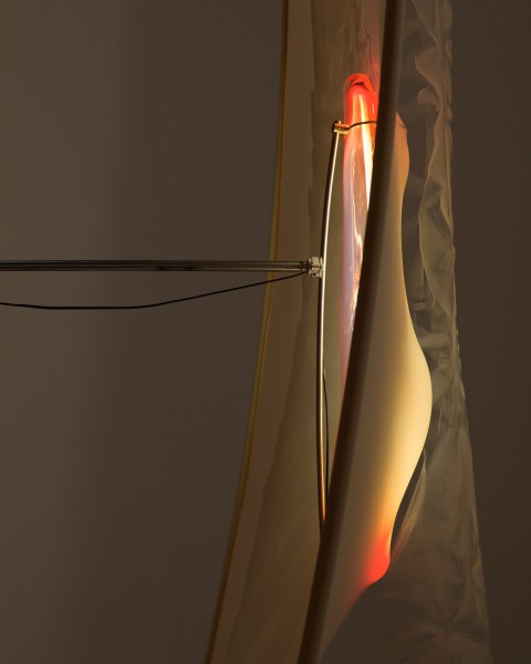 Listening to Thresholds - Microopera For 6 Voices / Reading Dobromila Dobro Accompanying the Pakui Hardware Exhibition