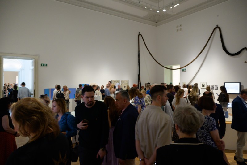 Thursday guided tours of current exhibitions