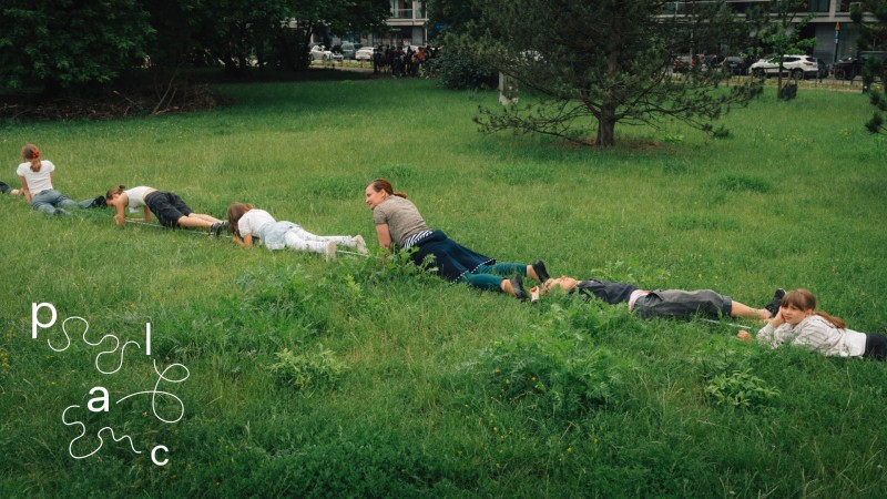 Performative walk with Krzysztof Maniak for young people aged 12-15