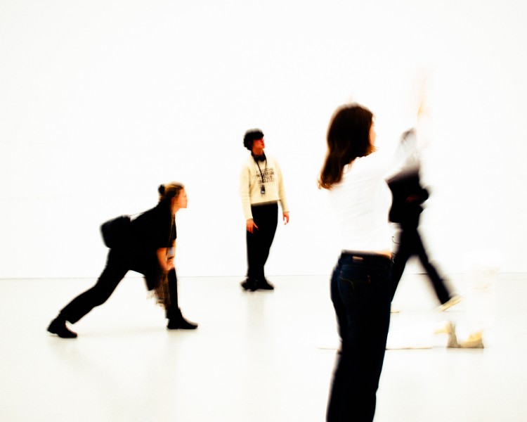 Sierpniowy cykl zajęć choreograficzno-ruchowych w Zachęcie | O historii tańca w Polsce