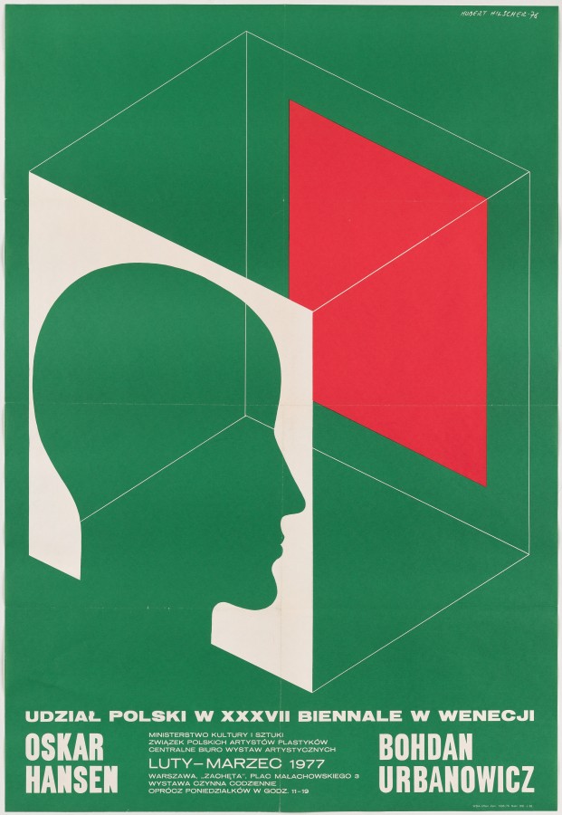 Na zielonym tle sześcian z cienkich białych linii. Na jednej ścianie na białym tle wycięty profil ludzkiej twarzy, na drugiej duży czerwony kwadrat.