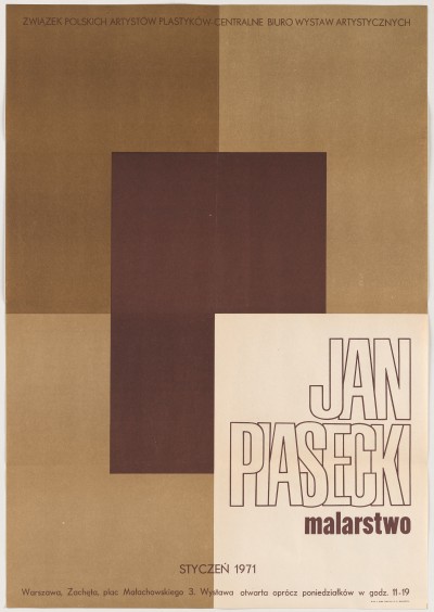 Na jasnobrązowym tle na środku ciemnobrązowy duży prostokąt. W prawym dolnym rogu biały prostokąt z napisami m.in.: Jan Piasecki.