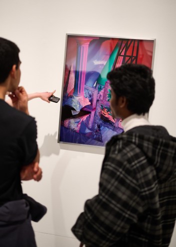 Szkoła podstawowa (klasy 4-8) i licea | Między światłem a formą. Abstrakcja w kadrze