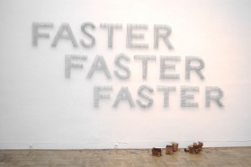 Zdjęcie pracy Ynvglid K. Rolland, Faster, Faster, Faster, 2008, installation, photo S.Madejski