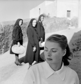 Zdjęcie pracy Gordon Parks, Ingrid Bergman na Stromboli, Włochy, 1949  © Dzięki uprzejmości The Gordon Parks Foundation
